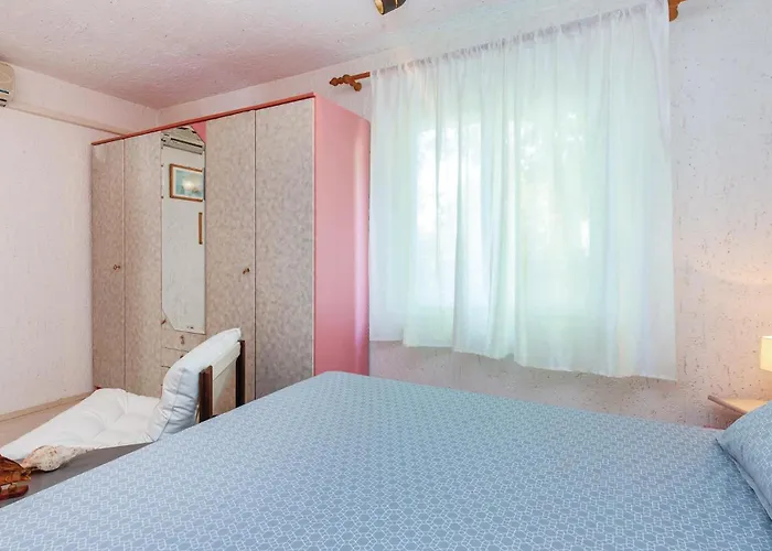 Casa vacanze 2 Bedroom Awesome In *