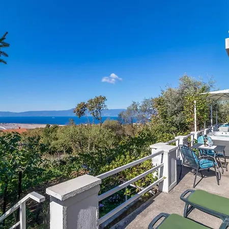 2 Bedroom Awesome In Dom wakacyjny