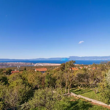 2 Bedroom Awesome In *